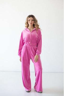 Костюм жіночий